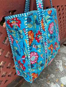 Bolsa de Mano Ecológica Acolchada de Algodón con Estampado de Bloques, Estilo de Vida Sostenible, para Compras, Viajes, Bolso de Hombro - Product Image 3