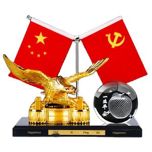 Aromathérapie de siège de parfum de voiture en cristal créatif pour bureau à domicile élégant alliage aigle conception cinq étoiles petit drapeau rouge ornements - Product Image 1