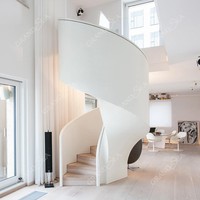 Escalier en colimaçon moderne en acier au carbone avec garde-corps en câble en acier inoxydable Offres Spéciales marche en bois pour escalier incurvé Salon