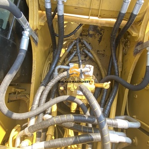 รถขุดนำเข้าแท้ 95% รุ่น 320D2 Caterpillar รถขุดตีนตะขาบมือสอง 20 ตัน สำหรับขาย - Product Image 5