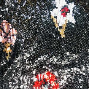 Tissu en maille noire à paillettes 100% polyester de haute qualité, couleur irisée, broderie florale, pour la conception de vêtements de mariage pour femmes - Product Image 5