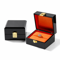 Caixa de Joias de Madeira com Acabamento em Laca de Piano de Alto Brilho, Forro Laranja, Suporte para Anéis e Colares, Fecho Dourado