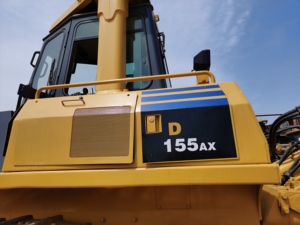 Topadora Usada Komatsu D155 D155A D155A-2 para Venta al por Mayor - Product Image 3