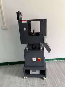 Machine de retrait de résidus par ultrasons : Séparation non destructive <span class=keywords><strong>des</strong></span> pièces plastiques après traitement pour produits moulés par injection - Product Image 5