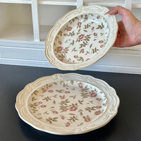 Service de table en céramique de la série Creative Rose Manor, assiettes à dîner en dentelle embossée pour la décoration de table des restaurants et des hôtels