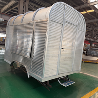 Remorque pour chevaux, norme australienne, cadre en aluminium, écurie mobile, remorque robuste pour le transport de bétail, isolée