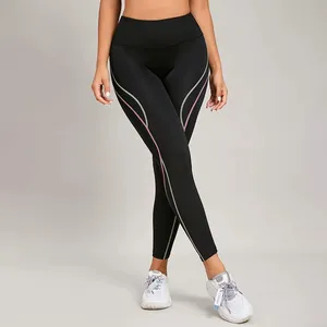 Leggings de yoga pour femmes à taille haute personnalisés, effet push-up, séchage rapide, en nylon et élasthanne, patchwork, pour la gym, la course et le fitness - Product Image 4