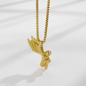 Collier avec pendentif en forme d'aile d'ange en acier inoxydable pour homme, pour un anniversaire, avec chaîne à maillons - Product Image 2