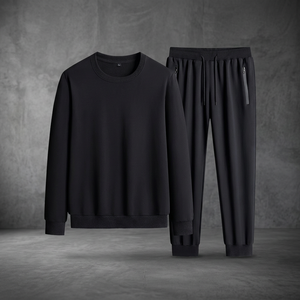 Sweat-shirt à col rond noir pour homme avec pantalon de jogging à cordon de serrage, ensemble décontracté uni à manches longues pour l'automne - Product Image 2