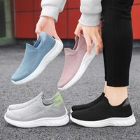 Chaussures de sport pour hommes, nouvelle collection, tige en maille hautement élastique, semelle extérieure en polyuréthane, style chaussette, décontractées, respirantes, légères, faciles à enfiler