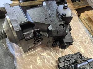 Moteur hydraulique 51D060 51D080 51D110 51D160 51D250 51C060 51C080 51D160 AD4NE2A7 ANE1 CCA035AAF3 0316HYDRAULIC pour camion malaxeur à béton - Product Image 5