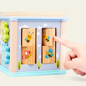 Giocattoli Montessori 5-in-1 Cubo di Attività in Legno Multifunzionale con Giochi di Avvolgimento Perline, Abbinamento Forme e Puzzle per Bambini - Product Image 4