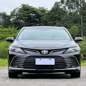รถเบนซินมือสองพร้อมเกียร์ออโต้ขับเคลื่อนล้อหน้ารถซีดาน Toyota Camry - Product Image 1