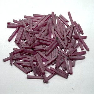 Pierres précieuses HQ 3mm 4mm 5mm carrées et rondes préformées en rubis rouge brut 5 #   Matériau : Rubis synthétique brut - Product Image 5
