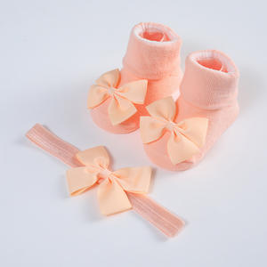 2023 नवजात शिशु हेयरबैंड + मोजे सेट बेबी रिबन बैंड धनुष हेडबैंड बेबी बुना हुआ कपास मोजे - Product Image 4