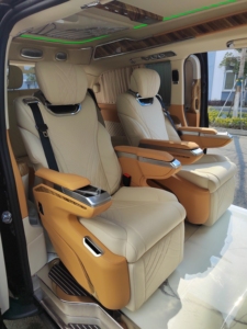 Nuevos Asientos VIP Eléctricos Reclinables de Lujo para Auto, con Pantalla Táctil, Carga Inalámbrica y 160 Ajustes de Respaldo para Autobús - Product Image 4