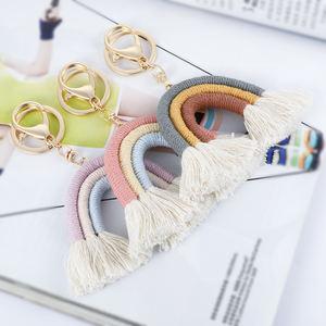 Portachiavi a forma di arcobaleno in metallo placcato <span class=keywords><strong>oro</strong></span> moda portachiavi con nappe in <span class=keywords><strong>filo</strong></span> di seta arcobaleno bohémien - Product Image 3