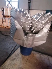 <span class=keywords><strong>Iadc</strong></span> <span class=keywords><strong>517</strong></span> 537 13 5/8inch <span class=keywords><strong>tricone</strong></span> khoan bit 342.9mm ba con lăn Cone bit cho nước/dầu/khí/đá cũng khoan - Product Image 2