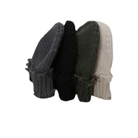 Chapeau acrylique tricoté Logo de créateur pour femmes pour l'automne hiver petit chapeau de tas chaud motifs de lettres de caractère accessoire de voyage élégant