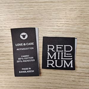 Wholesale Free Sample Custom High Quality Polyester Woven Tag Labels for Shorts <b>Strap</b> Custom Loop Center Fold Label - Product Image 3