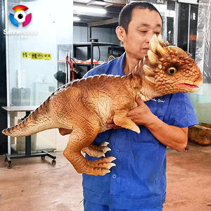 Modèles personnalisés de dinosaures <span class=keywords><strong>pour</strong></span> bébés marionnettes de dinosaures mignonnes en résine réaliste <span class=keywords><strong>pour</strong></span> parc à thème de dinosaures ou centre commercial - Product Image 1