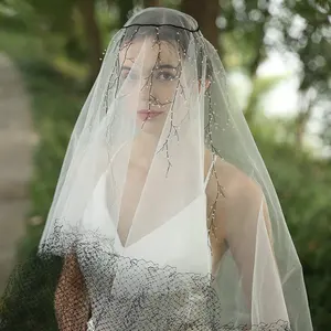 Elegant Wedding Veil ทำด้วยมือยาว Veil คริสตัล Headdress เจ้าสาว