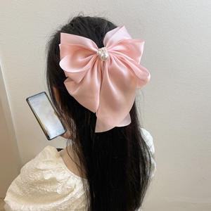 Заколка для волос с жемчужным бантом - Product Image 4