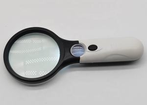 عدسة مكبرة مزدوجة العدسة مع 3 مصابيح LED وقوة تكبير عالية للقراءة طراز 6902AB - Product Image 3