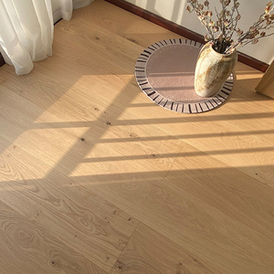 Modern Oak <b>Engineered</b> Wood <b>Flooring</b> for Home Indoor Multilayer Wood Veneer with Natural Knots for Living Room - Product Image 2