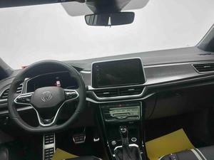 Auto Usata in Buone Condizioni <span class=keywords><strong>Volkswagen</strong></span> <span class=keywords><strong>T</strong></span>-<span class=keywords><strong>Roc</strong></span> SUV a Benzina Qualità Superiore 1.5T 2WD Cambio Automatico Guida a Sinistra Compatta Jiben Auto - Product Image 3