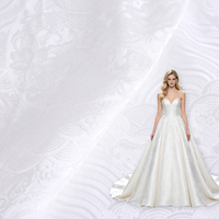 Robe de mariée italienne sur mesure de l'usine Caizi, 40% soie, 60% viscose, tissu brodé beige, tissage jacquard