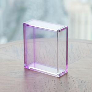 Boîte de protection pour <span class=keywords><strong>cartes</strong></span> de football en acrylique dégradé, style mosaïque <span class=keywords><strong>Panini</strong></span>, avec couvercle magnétique, vente en gros d'usine - Product Image 2