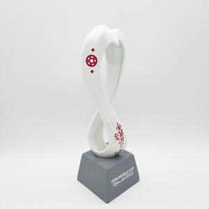 <span class=keywords><strong>Copa</strong></span> <span class=keywords><strong>de</strong></span> trofeo <span class=keywords><strong>de</strong></span> resina, evento deportivo <span class=keywords><strong>de</strong></span> fútbol, trofeos <span class=keywords><strong>de</strong></span> campeonato 3D, Copas <span class=keywords><strong>de</strong></span> campeón para hombres y mujeres, accesorios <span class=keywords><strong>de</strong></span> decoración para manualidades - Product Image 2