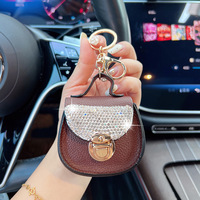 Nouveau mini porte-clés en argile et strass, breloque de sac à main, pendentif mignon pour femme, vente en gros