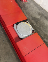 Ensemble de pont élévateur à quatre poteaux Hongtech et machine d'alignement 3D des quatre roues avec équilibreuse de roues 250W, capacité 50 kg