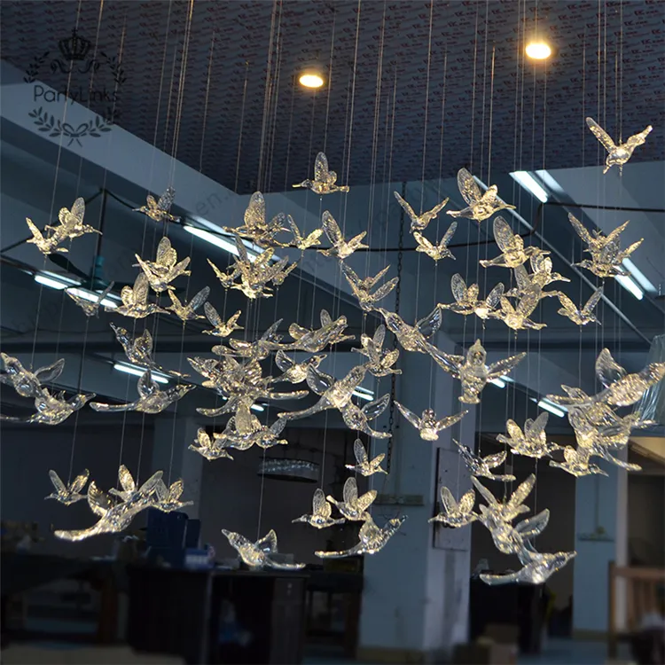 Antena de techo de colibrí de pájaro acrílico de cristal europeo de alta calidad adornos de decoración de escenario de boda para el hogar