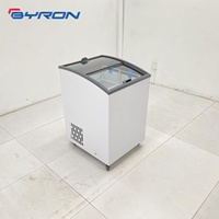 Congélateur à crème glacée à refroidissement direct de petite taille, design compact, couvercle en verre transparent, faible consommation d'énergie pour kiosque, mini-marché
