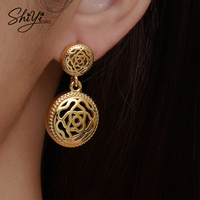 Pendientes Colgantes de Rosa, Chapados en Oro de 14K, Antideslustre, Flor Hueca, Estilo Vintage, Joyería Personalizada al por Mayor Shiyi