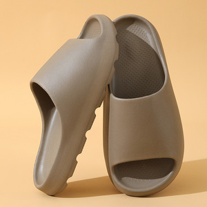Sandales <span class=keywords><strong>de</strong></span> <span class=keywords><strong>bain</strong></span> antidérapantes à semelle épaisse et durables pour hommes et femmes, vêtements d'intérieur et d'extérieur pour tous, doux, été, printemps et automne - Product Image 5