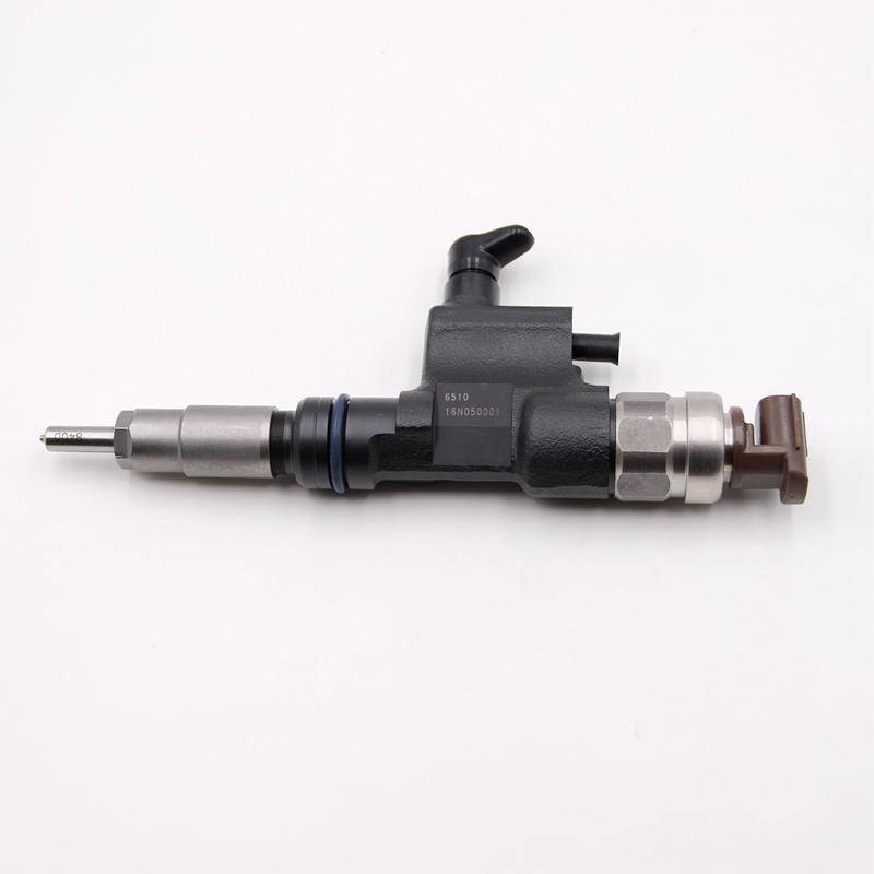 Diesel Fuel Injector 095000-6521 Common Rail Fuel Injector 23670-79016 23670-E0081 For HINO NO4C
