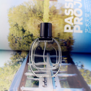 Flacon de parfum en verre transparent 30 ml, ovale plat, type pulvérisateur, flacon cosmétique de voyage - Product Image 5