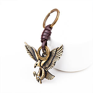 Regalo Conmemorativo Personalizado de Aleación de Zinc Estilo Vintage Grabado, Personalización de Moda, Ligero, de Alta Calidad, para Montañismo - Product Image 1