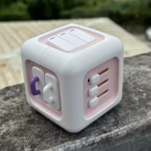 Fabricante al por mayor 6 en 1 <span class=keywords><strong>Cubo</strong></span> de actividades para bebé infantil Montessori juguetes sensoriales diferentes necesidades simular juguete cognitivo - Product Image 3