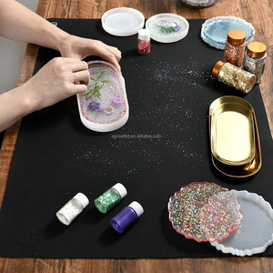 Tapete de Silicona Sili Mat de 23.5 x 60 Pulgadas para Manualidades, Fácil de Limpiar y Antideslizante - Product Image 6