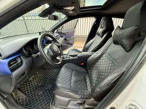 <span class=keywords><strong>Toyota</strong></span> C-HR <span class=keywords><strong>2020</strong></span> d'occasion, petit SUV 2.0L CVT 5 portes 5 places, véhicule essence d'occasion à <span class=keywords><strong>prix</strong></span> abordable - Product Image 4