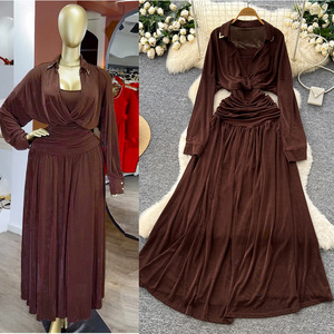 เดรสยาวทรงพลิ้วคอวี ดีไซน์จับจีบช่วงเอว สวยหรูมีสไตล์สำหรับผู้หญิง คอลเลคชั่นใหม่รับฤดูใบไม้ร่วง - Product Image 3