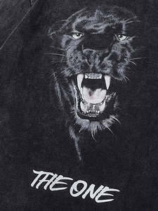 T-shirt noir surdimensionné pour homme avec imprimé panthère, style streetwear, manches courtes, col rond, jersey de coton, logo The One sur le devant - Product Image 3
