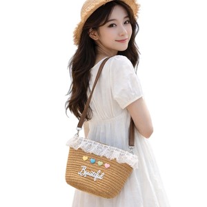 Sac bandoulière en paille tressée avec dentelle pour enfants, petite capacité, fermeture éclair, idéal pour l'été, la plage, les vacances, portable et pour un usage quotidien - Product Image 5