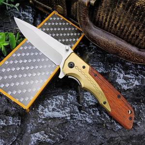 Couteau pliant de poche portable DA77, lame 5Cr13Mov, manche en laiton + bois teinté, outils de survie pour le camping, la chasse et la découpe en plein air - Product Image 2