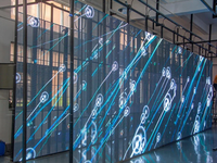 Écran transparent LED haute luminosité couleur pleine, intérieur/extérieur, fin, personnalisé, mural, 1080p